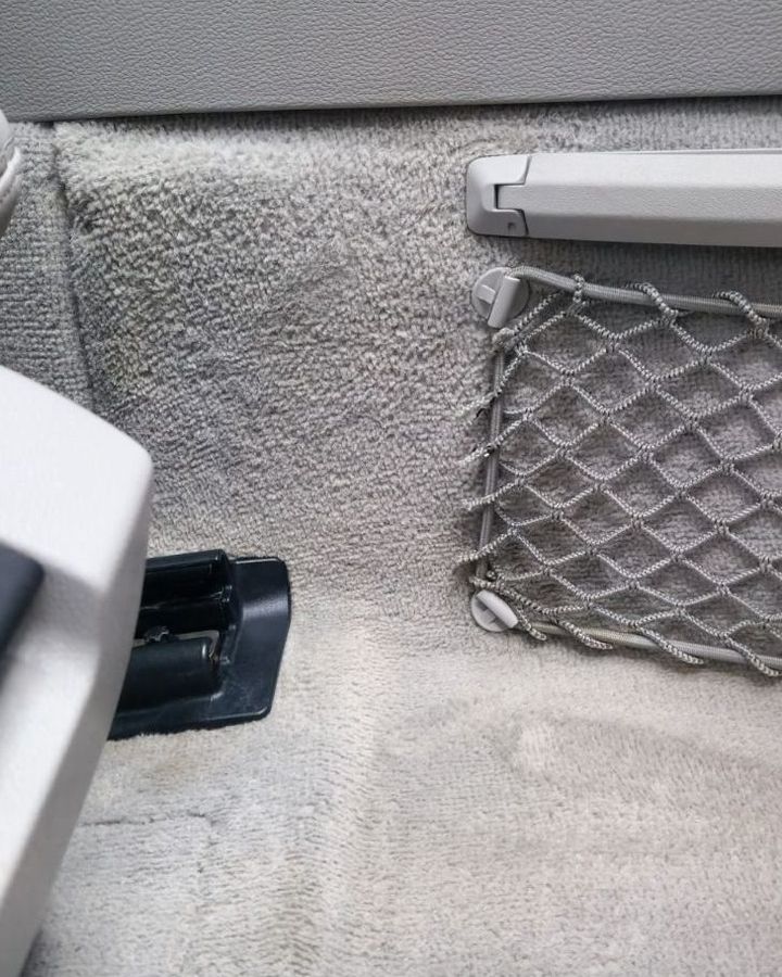 Teppich im Fußraum nachher